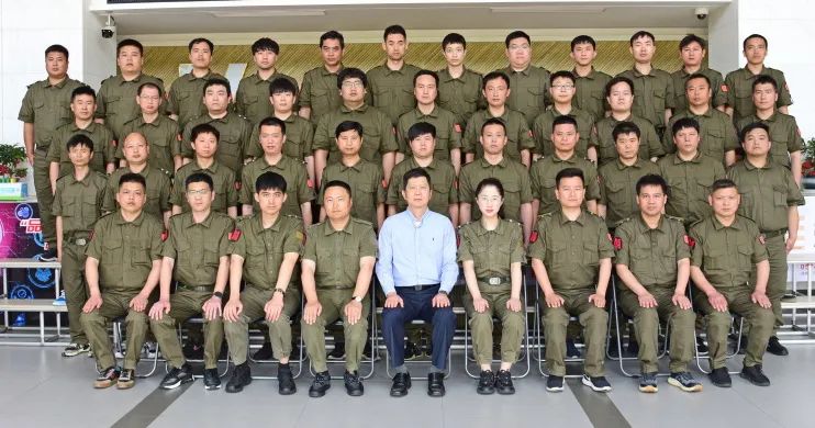 1686031462750672.jpg 640.jpg